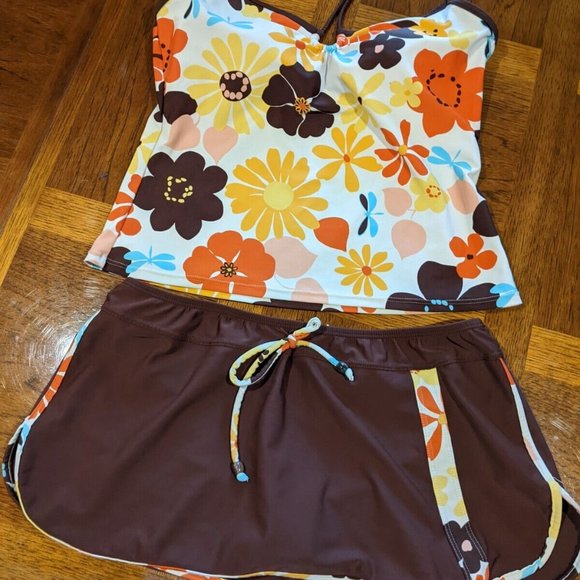 Women's Two Piece Swimsuit Multicolored Size 16 - Picture 1 of 4